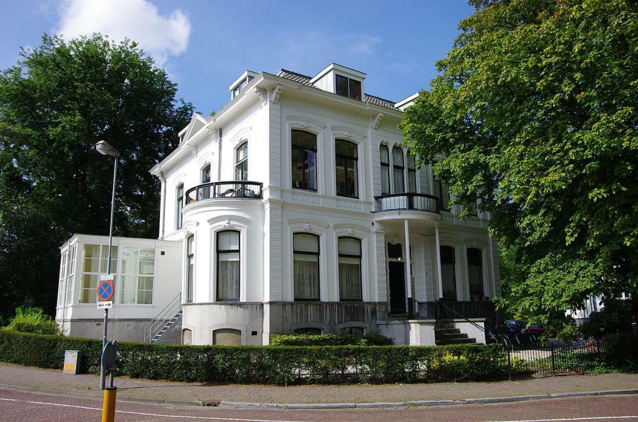 Bed & Breakfast Frans Hals 하를렘 외부 사진